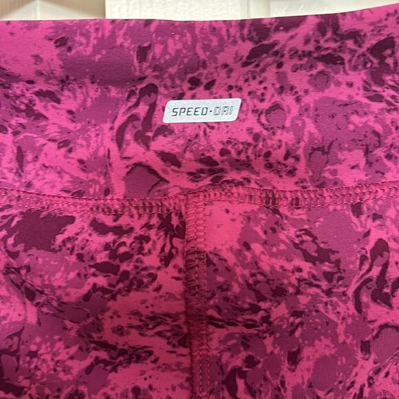 ***** 5 for $25 Cascade Sport Leggings - Picture 4 of 5